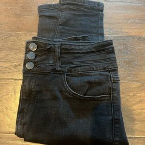 Women’s Black Kancan Signature skinny Jean - Size 27